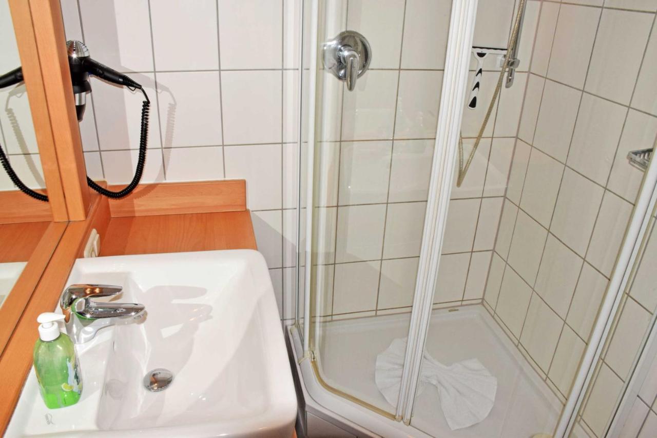 Fewo Mit Balkon Und Strandkorb 03 Sellin  Luaran gambar